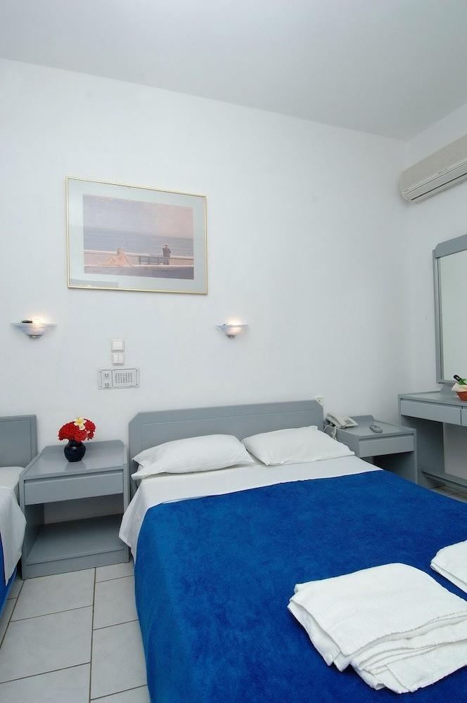 Triton Garden Hotel Малиа Экстерьер фото
